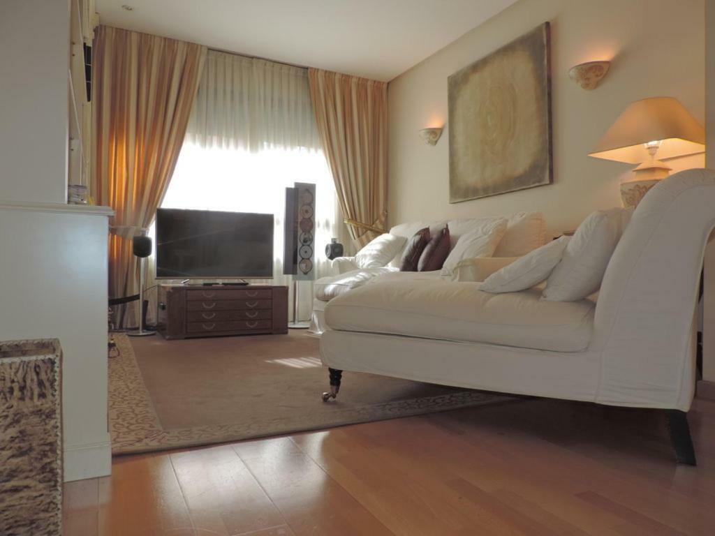 Retiro Apartment Madrid Exterior photo